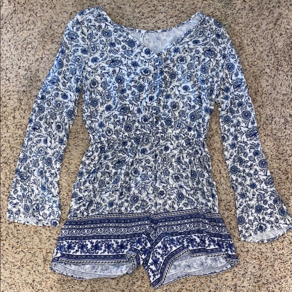 Mudd Floral Romper
